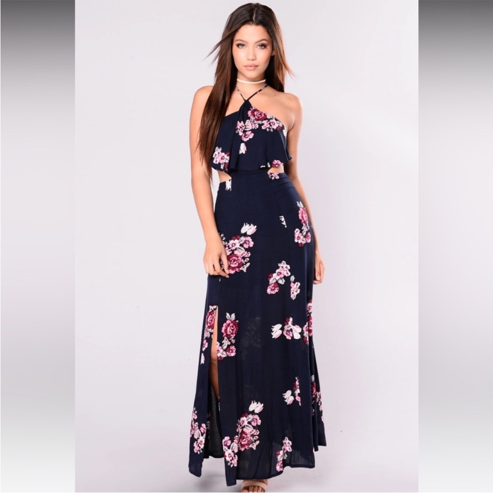 FASHION NOVA FLORAL DRESS
Open to It Dress - Navy/Floral